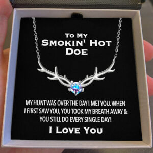 smokin hot doe necklace